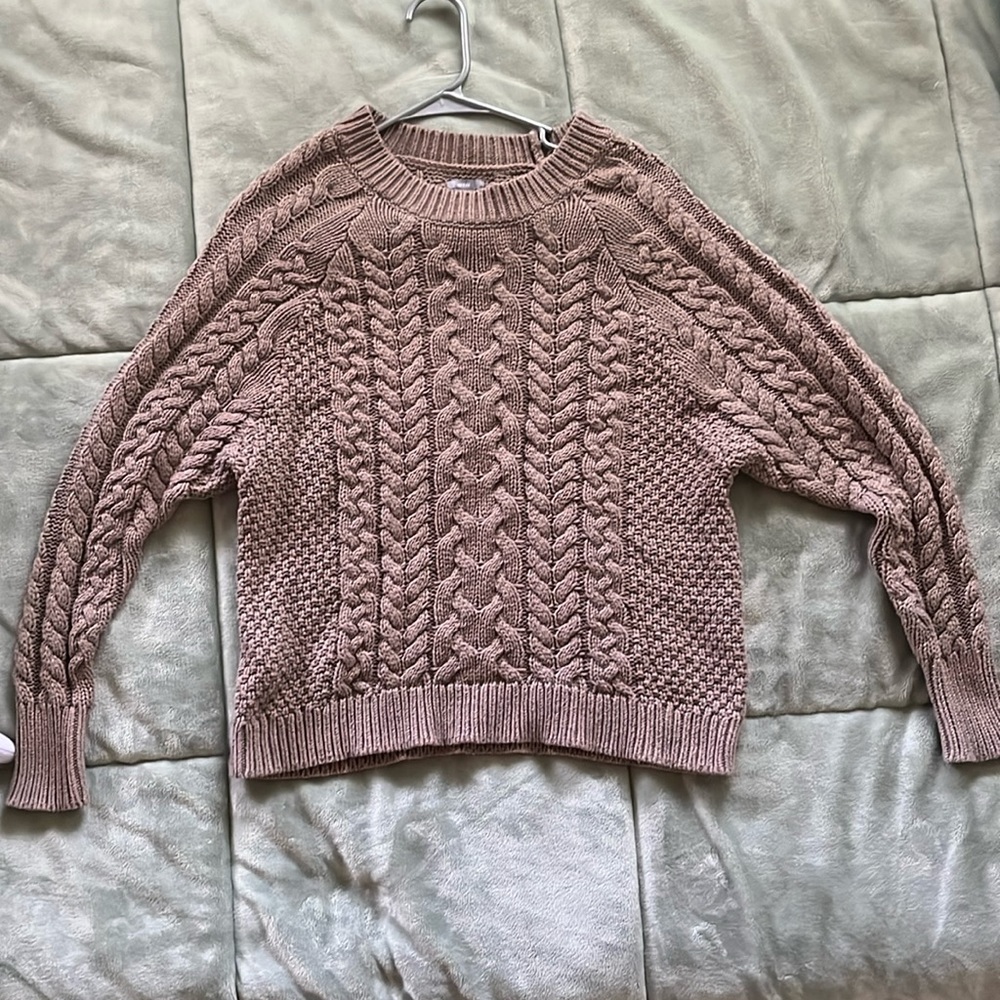 Aerie cable knit sweater